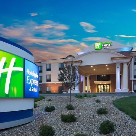 Holiday Inn Express Hotel & Suites Concordia Us 81 By Ihg מראה חיצוני תמונה