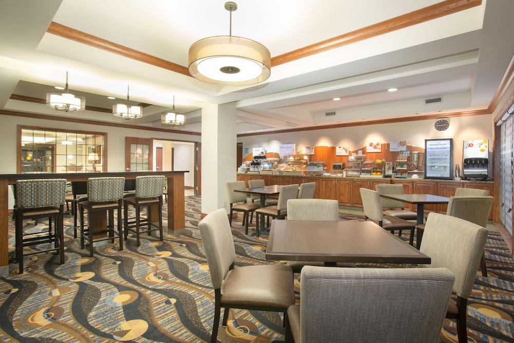 Holiday Inn Express Hotel & Suites Concordia Us 81 By Ihg מראה חיצוני תמונה